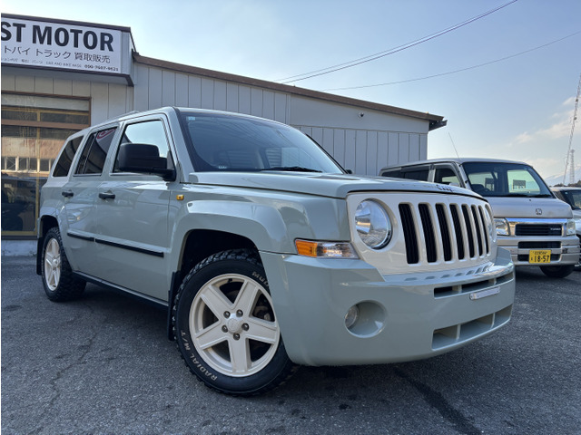 パトリオット リミテッド 4WD サンルーフ BOSTONサウンド レザー