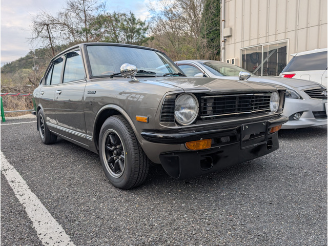トヨタ カローラ の中古車詳細 (95,700km, シルバー系, 広島県, 230万