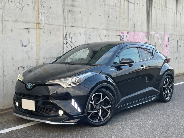 トヨタ C-HR 