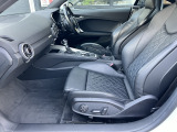 お車の下取りや買取もお任せください。どのようなお車でも査定させていただきます。国産車・輸入車・旧車・不動車・トラック・バイクなど幅広くご対応可能です。