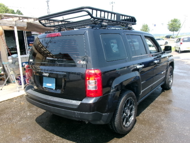 クライスラージープ パトリオット スポーツ 4WD の中古車詳細 (130,000