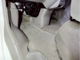 初めてお車のご購入を検討されている方や、お車についてあまり詳しくない方にも分かりやすい接客を心掛けております。