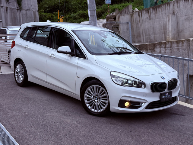 2シリーズグランツアラー 218d ラグジュアリー