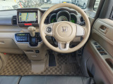 【全国納車OK】 現車をご覧になれないお客様でも、安心してお車をご購入いただける環境を整えております。 色々な角度から撮影したたくさんの画像など豊富な資料送りいたしております。