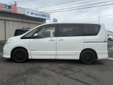 セレナ 2.0 ハイウェイスター S-HYBRID 