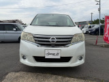 セレナ 2.0 20G S-HYBRID 中古販売・平成25年・ワゴン自動車