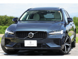 ボルボ V60 リチャージ PHEV T6 AWD アルティメット 4WD