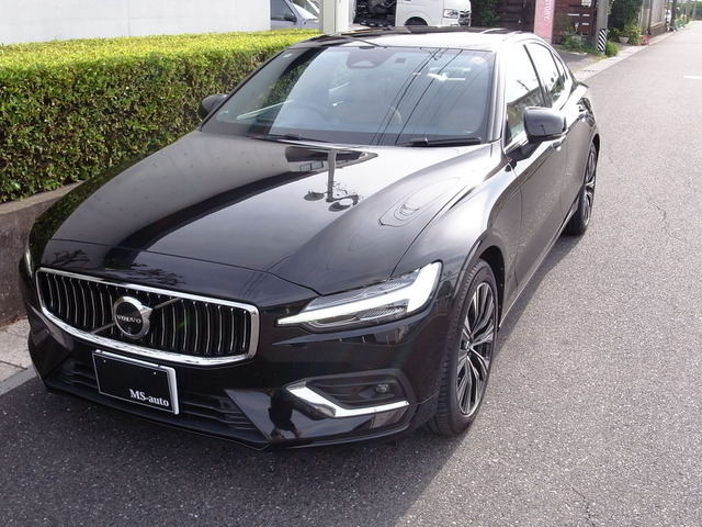 ボルボ S60 アルティメット B4 クラシックエディション 限定車