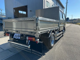 リアバンパー製作も承っております。持込車両の架装も承っております。