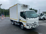 デュトロ  2t積・冷凍冷蔵車・4WD・全低床・MT