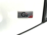 リアハッチゲートにも「G&rsquo;s」バッジを装着、スポーティなレッドのアクセント入り。