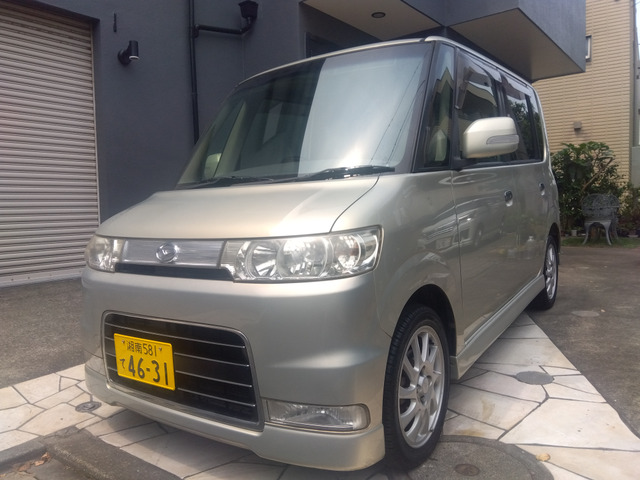 ダイハツ タントカスタム 