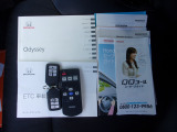 取扱説明書など。スマートキー2個あります。
