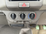 中古車となりますので、在庫車輛につきましては、基本的にご来店頂き現車確認をお願い致します。ご遠方等でご来店が厳しい場合には、オンライン商談(ビデオ通話)も可能です!