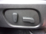 運転席パワーシート。