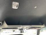 運転席側頭上に収納あります☆