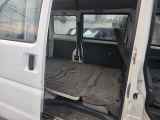4人乗り荷室もタップリ。(支払総額17.8万円・圏内に限り・タイミングベルト交換済み)