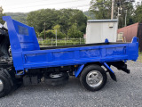 左側荷台:塗装済で汚れ無しです♪人気のフルフラットロー(全低床)ダンプ!!荷物の積み下ろしや乗り降りが便利です♪ ☆☆全国配送承ります☆☆他府県納車実績多数‼ハイトレーディング