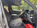 買ったばかりの愛車、ずっときれいにしていたいですよね!ご購入いただいたお車を綺麗な状態に保てるよう、コーティングなどのオプションもご用意しております。詳しくは店舗までお問い合わせください♪