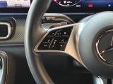 運転中も操作しやすい、ステアリングスイッチ付き!