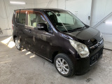 お車と一緒に新品タイヤ(ホイール付き)をご希望の方にはお得な価格にてご提供しております。常時在庫がありますので、いつでもご確認いただけます。