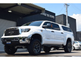 米国トヨタ タンドラ クルーマックス タンドラグレード 5.7 V8 4WD