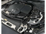 1,992cc 直列4気筒DOHCディーゼルターボ+モーター