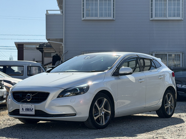 V40D4 SE ディーゼルアイシン製8速オートマ ナビ バックカメ