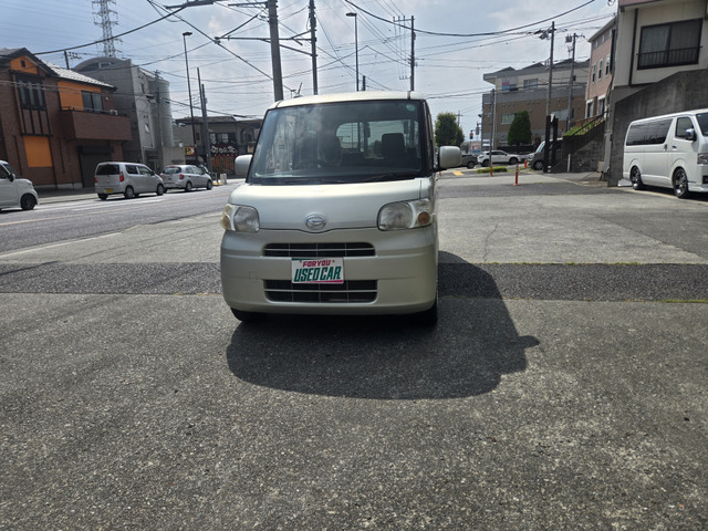 ダイハツ タント 