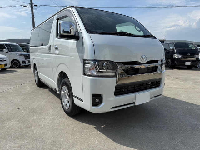 ハイエースバン 2.8 スーパーGL ダークプライムII ロング ディーゼル 4WD 9型 未使用