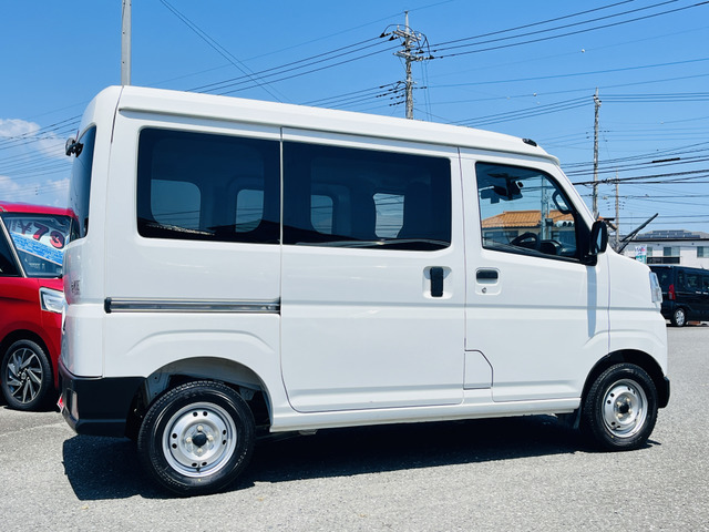 ダイハツ ハイゼットカーゴ デラックス 4WD 新車保証 純正ナビTV