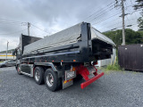 左側後面:便利なオートコボレーンです。積載9400㎏と力持ち!さらに荷台は6500㎜あります。荷台内側は目立つ凹凸なく、比較的綺麗な状態です。◎◎高価買取実施中◎◎ご愛用のお車を高価買取しています♪