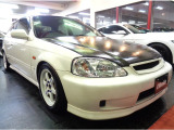 EK9後期型シビックタイプRチャンピオンシップホワイトカラーフルエアロ&B16B型VTECエンジン5MTミッション&EXマニマフラー車高調赤レカロインテリア他装備充実車が入庫しました