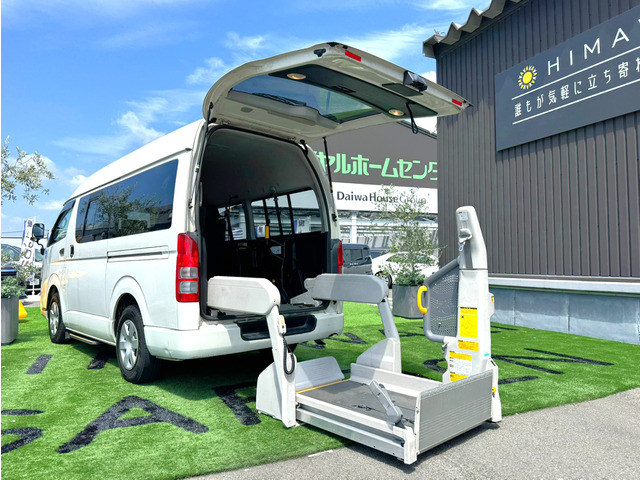 レジアスエース 2.0 ウェルキャブ Bタイプ ロング 車いす移動車/車いす固定装置2基付き