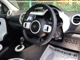 トゥインゴ シエル 後期型 200台限定車 ナビ Bカメラ