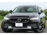 ボルボ V90クロスカントリー