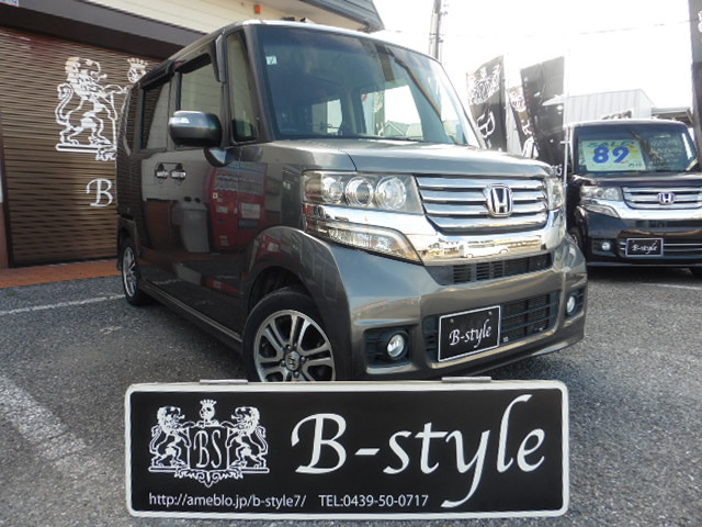 ホンダ N-BOXカスタム 