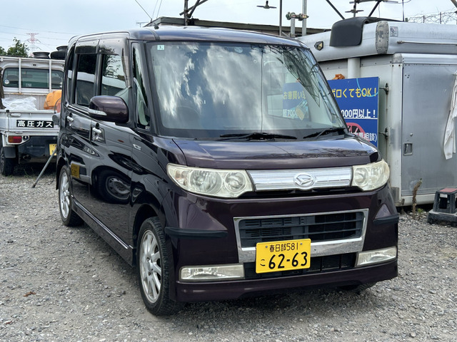 ダイハツ タントカスタム 