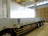 荷台内寸:955&times;240&times;38 山田車体工業 七方開 アルミアオリ 支柱脱着可 ステンレスヒンジ 床フック15対 落とし込みフック9対 前立てアルミ縞鋼板張り/LED作業灯2個