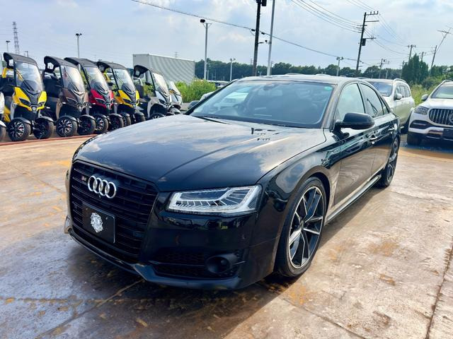 A84.0 TFSI クワトロ 4WDパノラミックビューモニター/4WD
