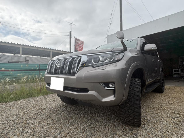 ランドクルーザープラド 2.8 TX ディーゼル 4WD 