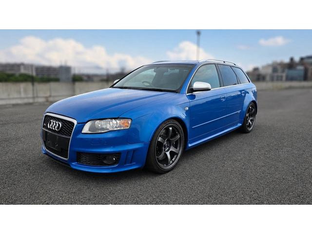 RS4アバント 4.2 4WD ベースグレード 6MT V8 420馬力