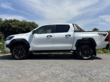 ハイラックス 2.4 Z レボ ロッコ エディション ディーゼル 4WD 特別仕様車/1オーナー...
