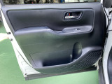 人気のノアSi!WxB!入庫しました!SDナビ!フルセグTV!両電動!ドラレコ前後!Bカメラ!ETC!Bluetooth!電格ミラー!AUTOライト!アイドリングストップ!7人乗り!是非この機会に!