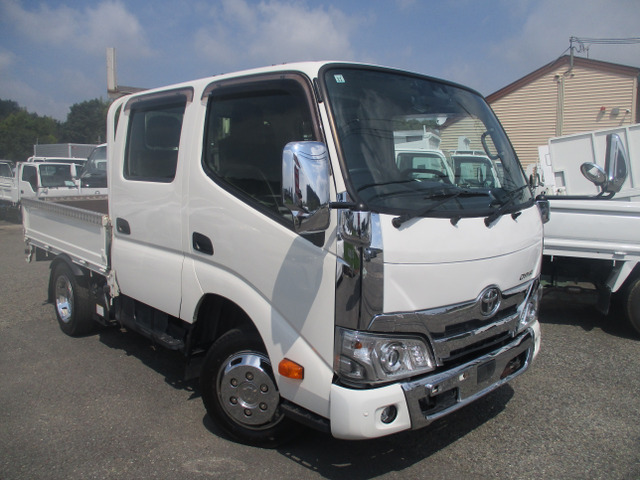ダイナ 1.5トン Wキャブ 全低床 5速MT