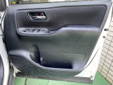 人気のノアSi!WxB!入庫しました!SDナビ!フルセグTV!両電動!ドラレコ前後!Bカメラ!ETC!Bluetooth!電格ミラー!AUTOライト!アイドリングストップ!7人乗り!是非この機会に!