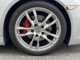 フロント235/40ZR19 ADVAN sport指定タイヤ