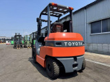 トヨタL&F 電動フォークリフト 19686