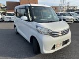 3ヶ月・3000kmの無料保証付きです。エンジン、ミッション等の修理の際に金額が大きくなりがちな箇所も無料修理で安心です。最大3年までの有料保証も取り扱っております。