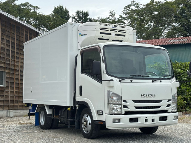 エルフ 積載2t、塗装仕上げ済み、‐30℃設定